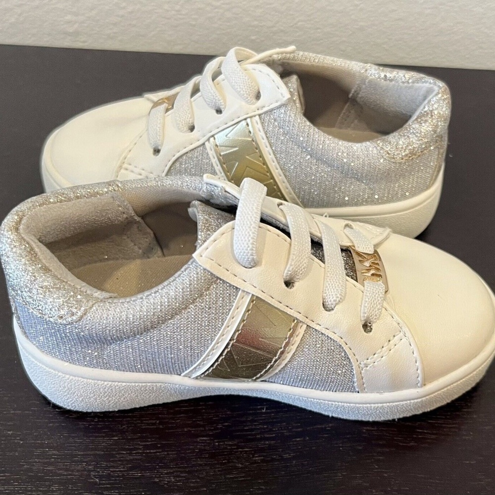 Michael Kors Toddler Girls Jem Square Sneakers in Silver-Gold Size 6 - Picture 12 of 16
